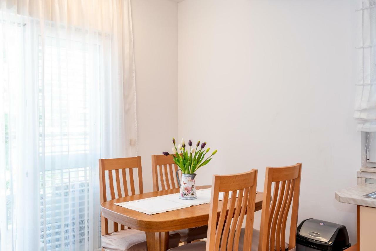 Apartmani Marina Klek Exterior foto